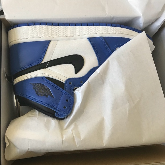 Brand new DS Nike Game Royal Jordan retro 1 sz 4.5 - Picture 2 of 3